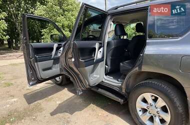 Внедорожник / Кроссовер Toyota Land Cruiser Prado 2012 в 