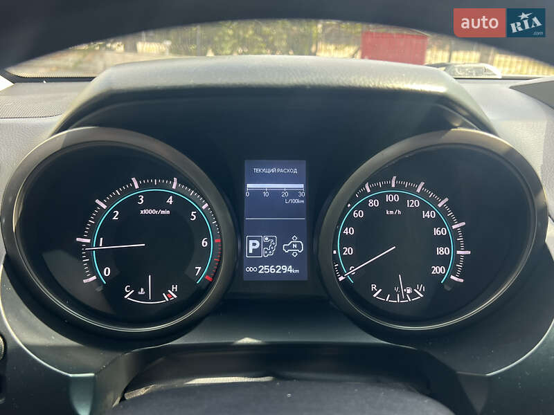 Внедорожник / Кроссовер Toyota Land Cruiser Prado 2010 в Запорожье фото 33 Внедорожник / Кроссовер Toyota Land Cruiser Prado 2010 в Запорожье