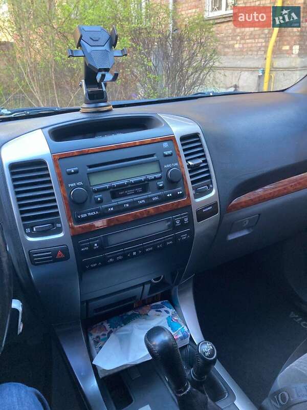 Внедорожник / Кроссовер Toyota Land Cruiser Prado 2005 в Киеве