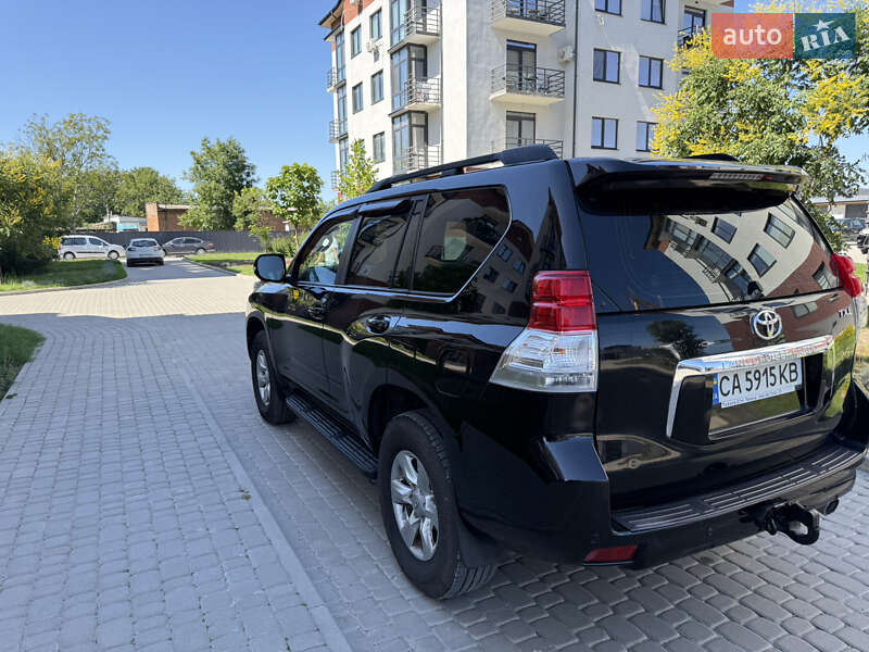 Внедорожник / Кроссовер Toyota Land Cruiser Prado 2010 в Каменец-Подольском