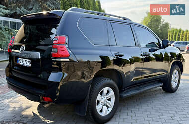 Внедорожник / Кроссовер Toyota Land Cruiser Prado 2019 в 