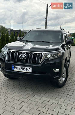 Внедорожник / Кроссовер Toyota Land Cruiser Prado 2019 в Черновцах
