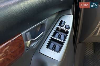 Внедорожник / Кроссовер Toyota Land Cruiser Prado 2005 в 
