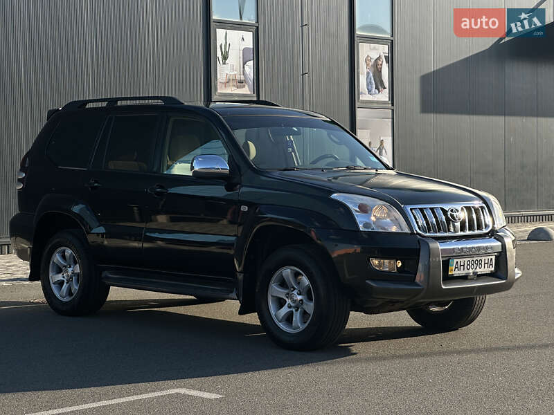 Позашляховик / Кросовер Toyota Land Cruiser Prado 2006 в Києві