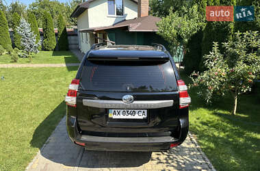 Внедорожник / Кроссовер Toyota Land Cruiser Prado 2014 в 