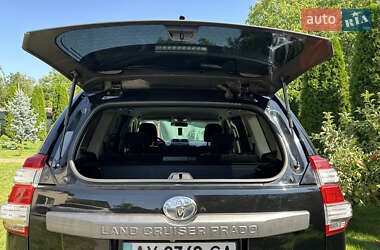 Внедорожник / Кроссовер Toyota Land Cruiser Prado 2014 в 