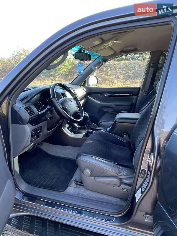 Позашляховик / Кросовер Toyota Land Cruiser Prado 2006 в Ізмаїлі