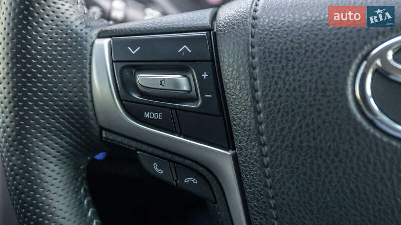 Внедорожник / Кроссовер Toyota Land Cruiser Prado 2019 в Днепре