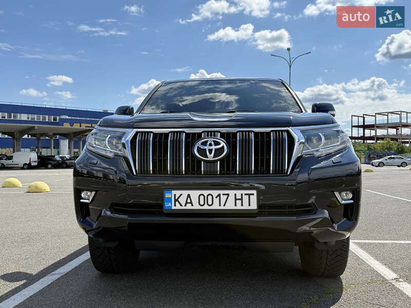 Внедорожник / Кроссовер Toyota Land Cruiser Prado 2021 в Киеве