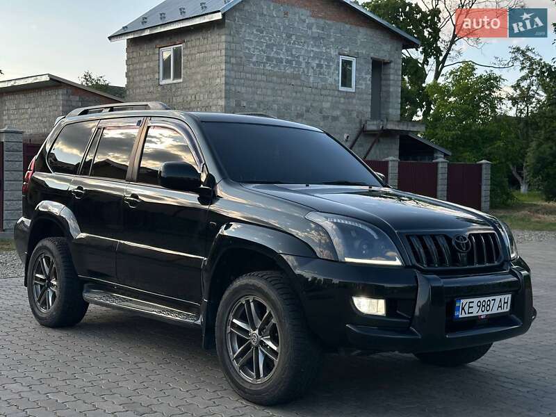 Внедорожник / Кроссовер Toyota Land Cruiser Prado 2006 в Стрые