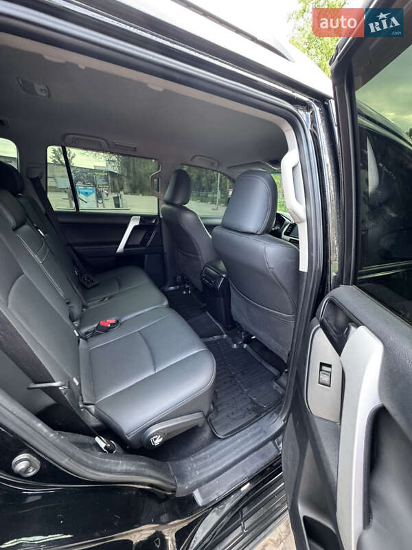 Внедорожник / Кроссовер Toyota Land Cruiser Prado 2018 в Кривом Роге фото 20 Внедорожник / Кроссовер Toyota Land Cruiser Prado 2018 в Кривом Роге