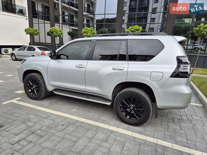 Внедорожник / Кроссовер Toyota Land Cruiser Prado 2020 в Томаковке фото 2 Внедорожник / Кроссовер Toyota Land Cruiser Prado 2020 в Томаковке