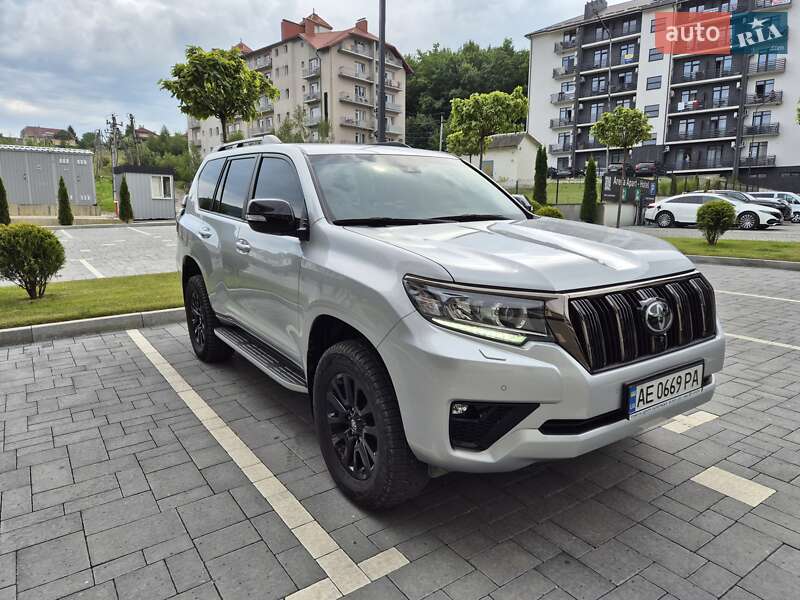 Внедорожник / Кроссовер Toyota Land Cruiser Prado 2020 в Томаковке фото 7 Внедорожник / Кроссовер Toyota Land Cruiser Prado 2020 в Томаковке