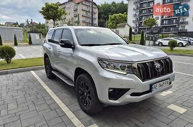 Внедорожник / Кроссовер Toyota Land Cruiser Prado 2020 в 