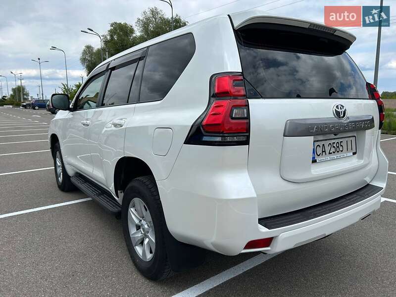 Внедорожник / Кроссовер Toyota Land Cruiser Prado 2018 в Киеве