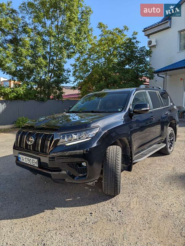 Позашляховик / Кросовер Toyota Land Cruiser Prado 2021 в Івано-Франківську