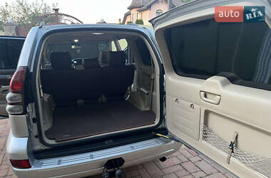 Внедорожник / Кроссовер Toyota Land Cruiser Prado 2004 в 