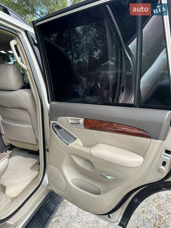 Внедорожник / Кроссовер Toyota Land Cruiser Prado 2007 в Киеве