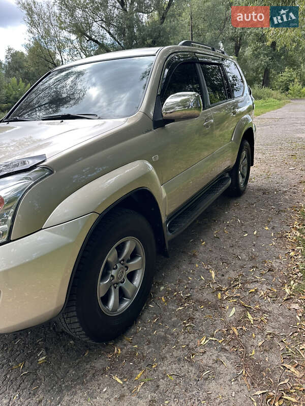 Внедорожник / Кроссовер Toyota Land Cruiser Prado 2007 в Киеве