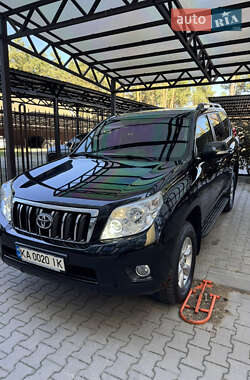 Внедорожник / Кроссовер Toyota Land Cruiser Prado 2013 в Киеве