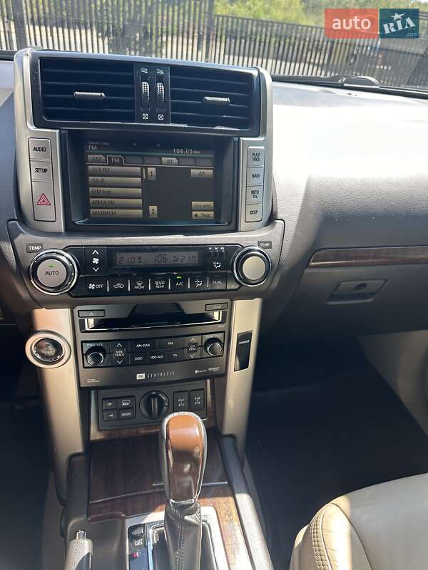 Внедорожник / Кроссовер Toyota Land Cruiser Prado 2010 в Ивано-Франковске