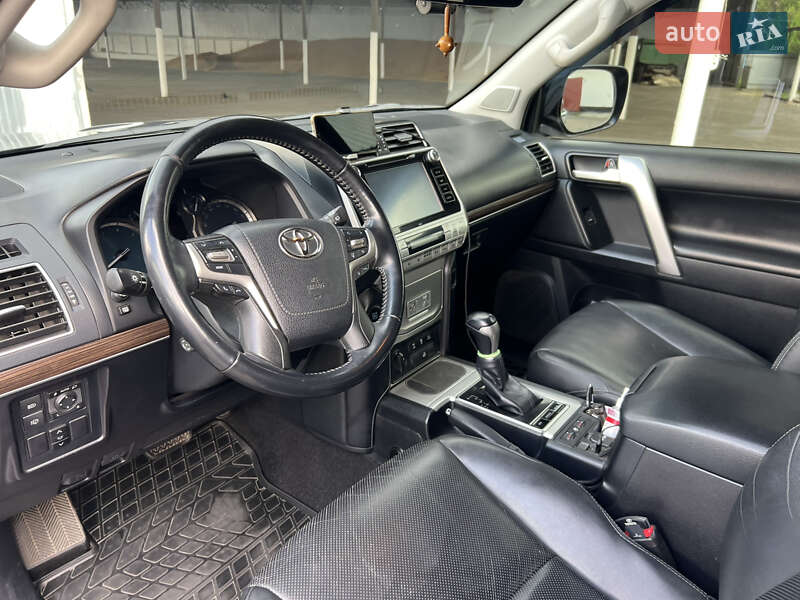 Внедорожник / Кроссовер Toyota Land Cruiser Prado 2020 в Броварах