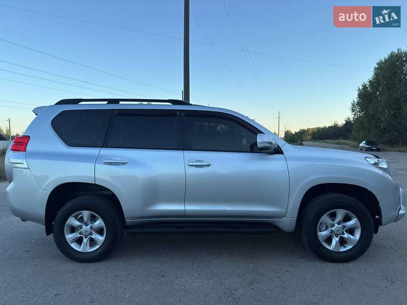 Внедорожник / Кроссовер Toyota Land Cruiser Prado 2011 в Ахтырке фото 13 Внедорожник / Кроссовер Toyota Land Cruiser Prado 2011 в Ахтырке