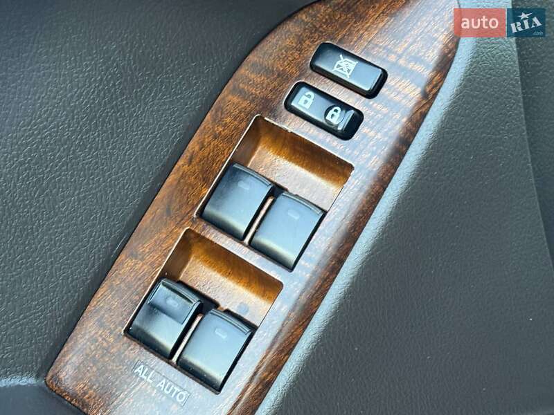 Внедорожник / Кроссовер Toyota Land Cruiser Prado 2011 в Ахтырке фото 24 Внедорожник / Кроссовер Toyota Land Cruiser Prado 2011 в Ахтырке