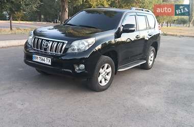 Внедорожник / Кроссовер Toyota Land Cruiser Prado 2010 в Николаеве