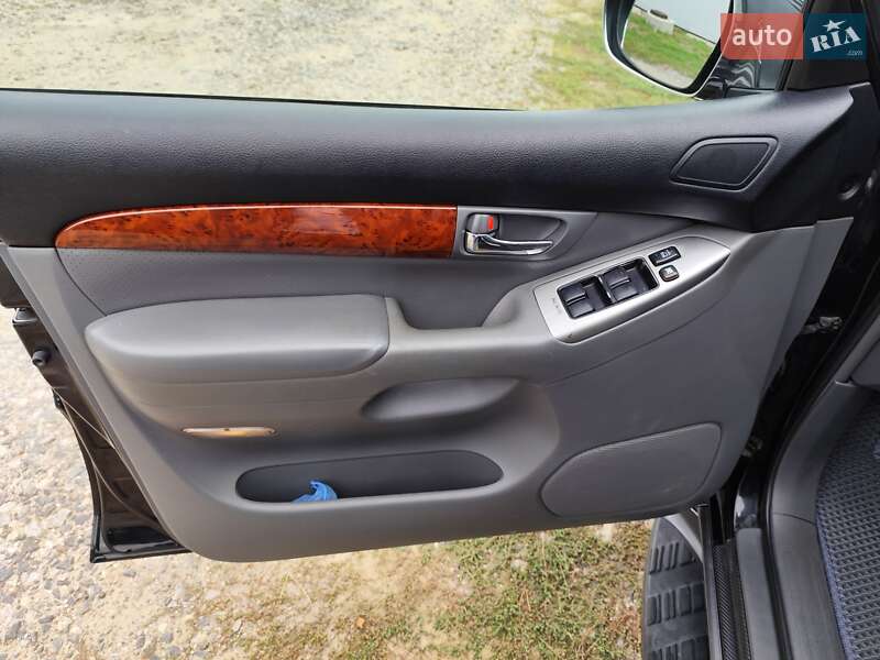 Внедорожник / Кроссовер Toyota Land Cruiser Prado 2007 в Харькове