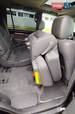 Внедорожник / Кроссовер Toyota Land Cruiser Prado 2007 в 