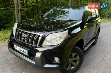 Позашляховик / Кросовер Toyota Land Cruiser Prado 2010 в Івано-Франківську