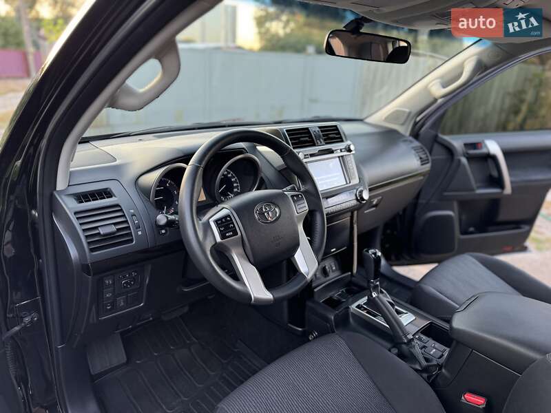 Внедорожник / Кроссовер Toyota Land Cruiser Prado 2013 в Киеве