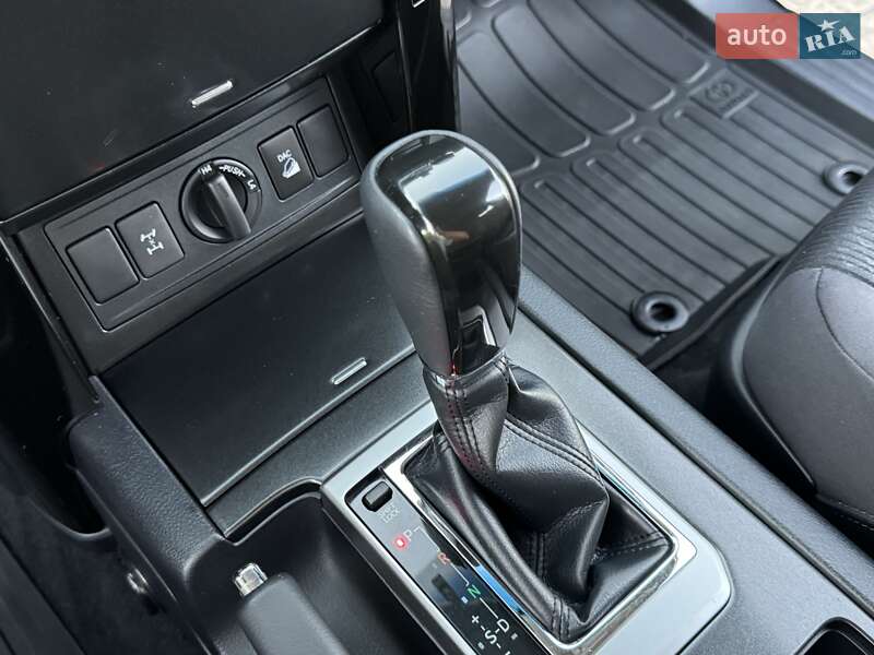 Внедорожник / Кроссовер Toyota Land Cruiser Prado 2013 в Киеве