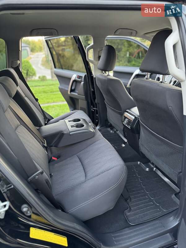 Внедорожник / Кроссовер Toyota Land Cruiser Prado 2013 в Киеве