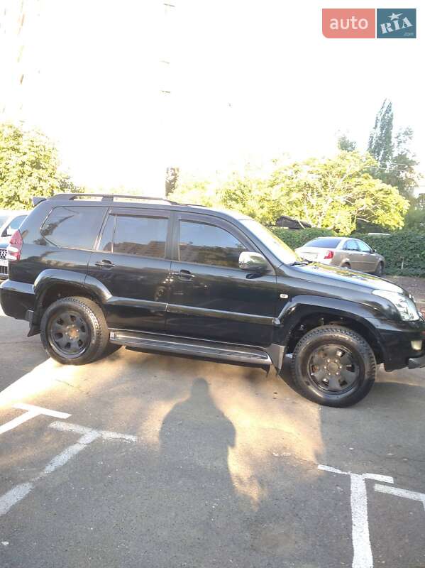 Позашляховик / Кросовер Toyota Land Cruiser Prado 2005 в Києві