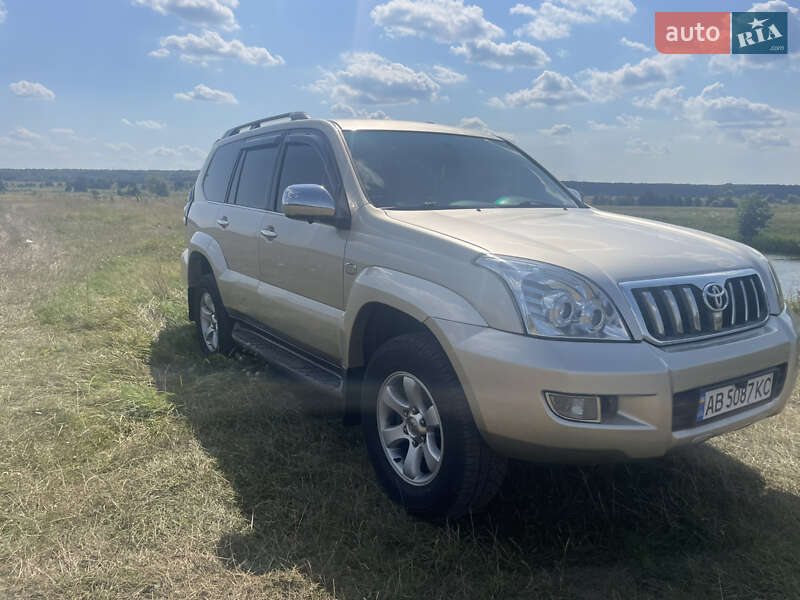 Внедорожник / Кроссовер Toyota Land Cruiser Prado 2007 в Калиновке