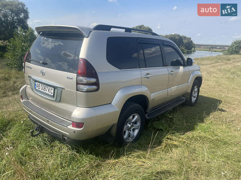 Внедорожник / Кроссовер Toyota Land Cruiser Prado 2007 в Калиновке