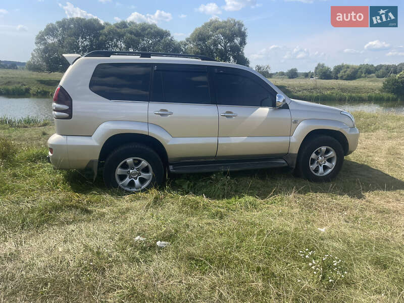 Внедорожник / Кроссовер Toyota Land Cruiser Prado 2007 в Калиновке
