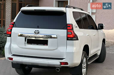 Позашляховик / Кросовер Toyota Land Cruiser Prado 2019 в 