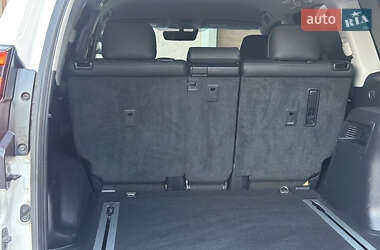 Позашляховик / Кросовер Toyota Land Cruiser Prado 2019 в 