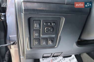 Внедорожник / Кроссовер Toyota Land Cruiser Prado 2013 в 