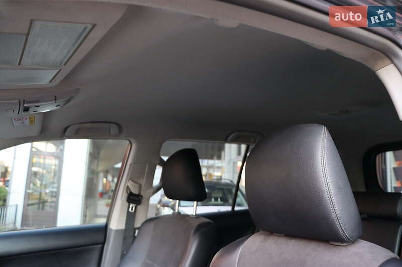 Внедорожник / Кроссовер Toyota Land Cruiser Prado 2013 в Львове