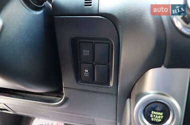 Внедорожник / Кроссовер Toyota Land Cruiser Prado 2013 в 