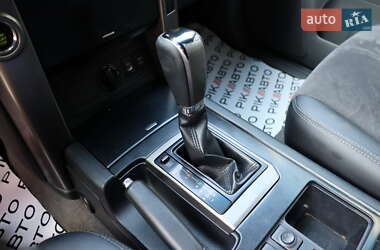Внедорожник / Кроссовер Toyota Land Cruiser Prado 2013 в 