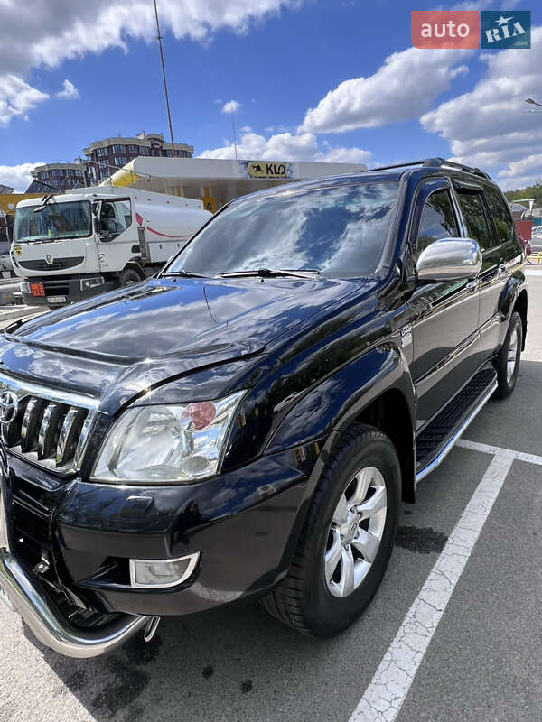 Позашляховик / Кросовер Toyota Land Cruiser Prado 2006 в Києві