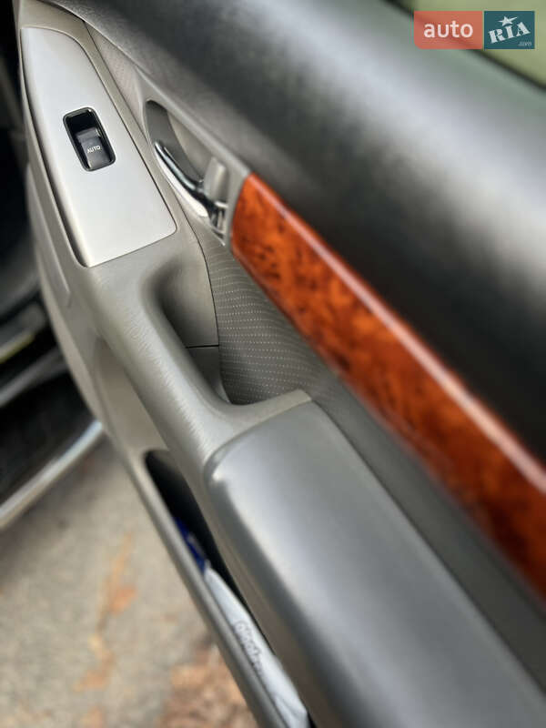 Позашляховик / Кросовер Toyota Land Cruiser Prado 2006 в Києві