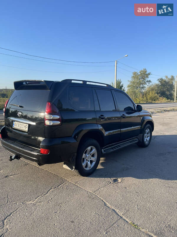 Позашляховик / Кросовер Toyota Land Cruiser Prado 2005 в Харкові