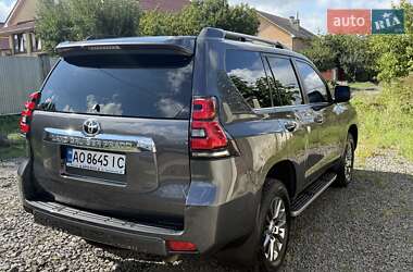 Внедорожник / Кроссовер Toyota Land Cruiser Prado 2018 в 