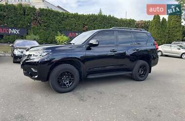 Позашляховик / Кросовер Toyota Land Cruiser Prado 2021 в  фото 11 Позашляховик / Кросовер Toyota Land Cruiser Prado 2021 в
